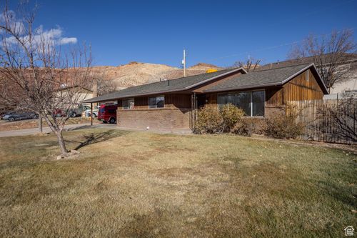 355 Hillside Dr, Moab, UT, 84532 | Card Image