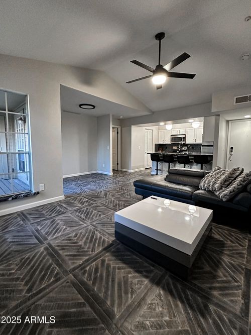 242-200 E Southern Ave, Tempe, AZ, 85282-5139 | Card Image