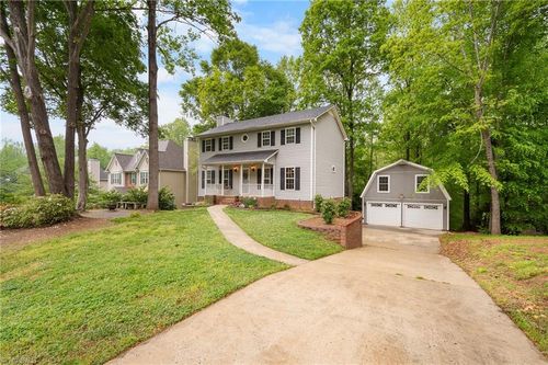 1725 Abbottsford Dr, Kernersville, NC, 27284-8648 | Card Image