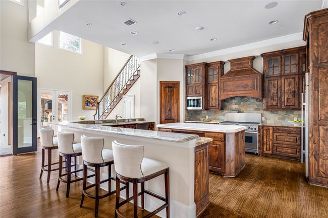 6511 Mimosa Ln, House other with 5 bedrooms, 6 bathrooms and null parking in Dallas TX | Image 5