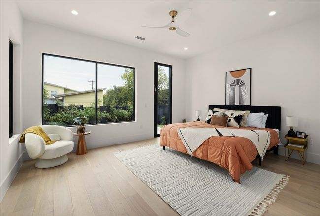 2401 Oakhaven Cir, House other with 5 bedrooms, 5 bathrooms and 3 parking in Austin TX | Image 32