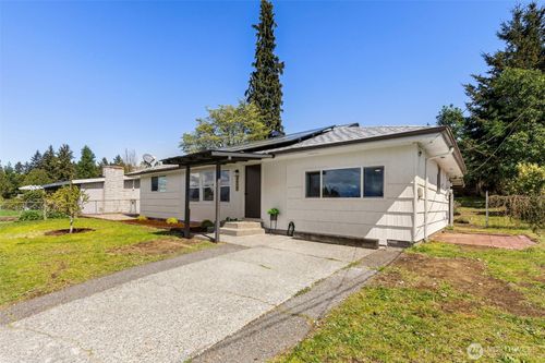3518 Petersville Road Ne, Bremerton, WA, 98310 | Card Image