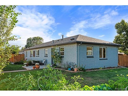 5194 E 33rd Ave, Denver, CO, 80207-1935 | Card Image