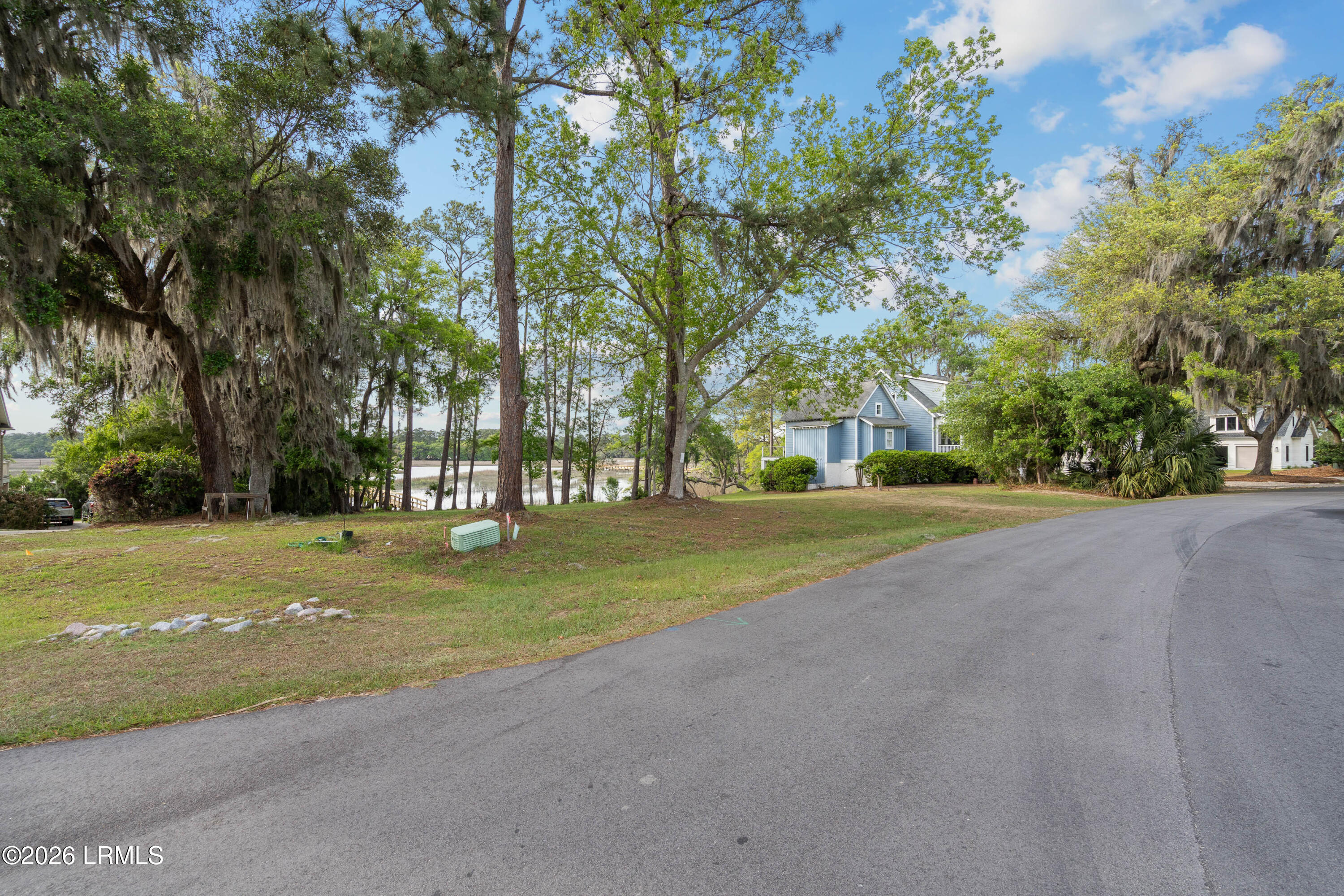 Land in Beaufort 2