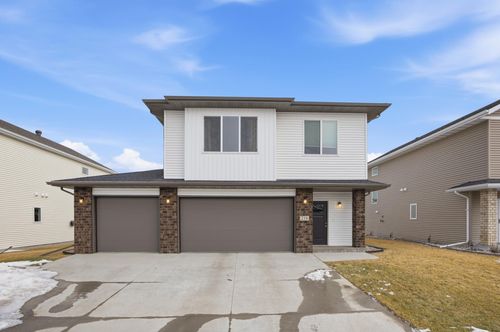 218 5th St E, Horace, ND, 58047-3507 | Card Image