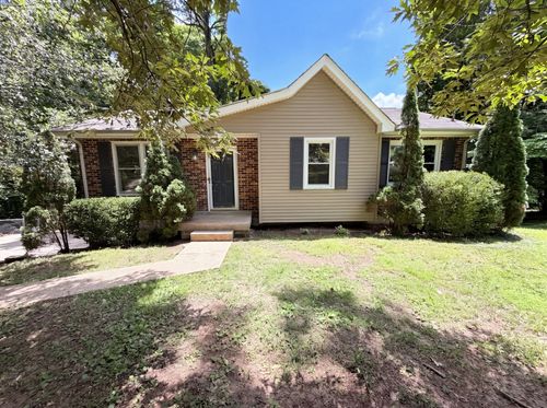 206 Diana Dr, Dickson, TN, 37055-2305 | Card Image