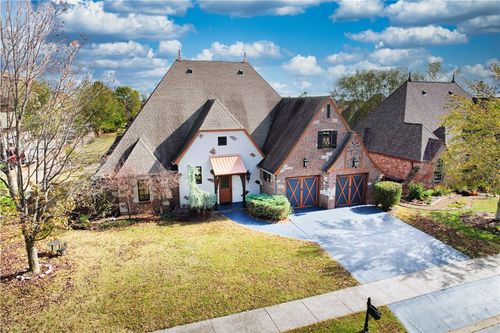 301 Sw Beaujolet St, Bentonville, AR, 72712-7613 | Card Image