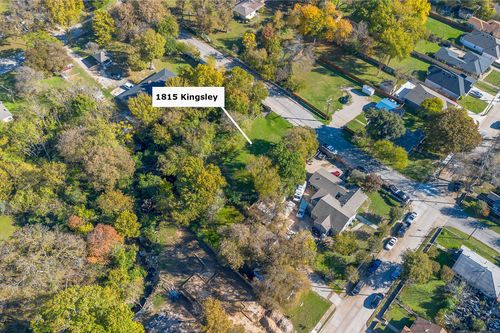 1815 Kingsley Dr, Dallas, TX, 75216-7051 | Card Image