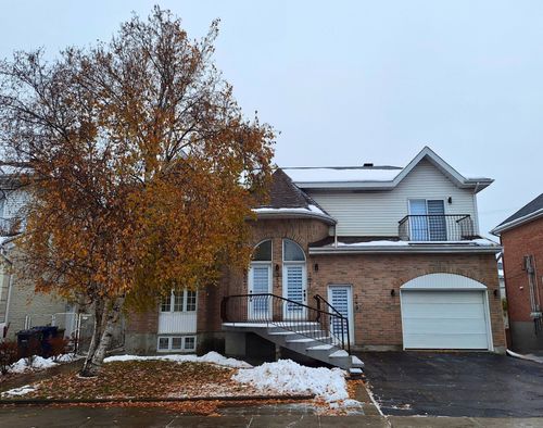 347 Rue Corbin, Laval, QC, H7L4X7 | Card Image