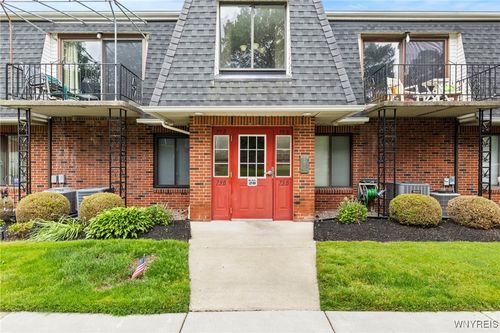 75 Foxberry Dr, Amherst, NY, 14068-1021 | Card Image