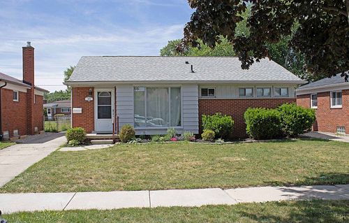 19836 Shady Lane Ave, Saint Clair Shores, MI, 48080-1748 | Card Image