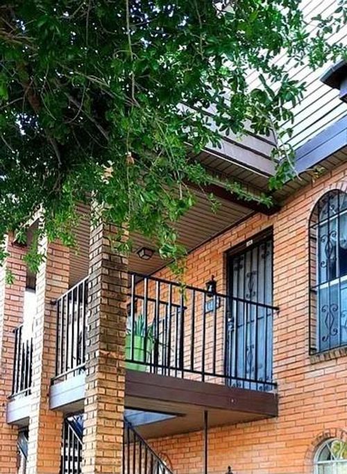 apt-1016-1900 University Blvd, Brownsville, TX, 78520-4902 | Card Image