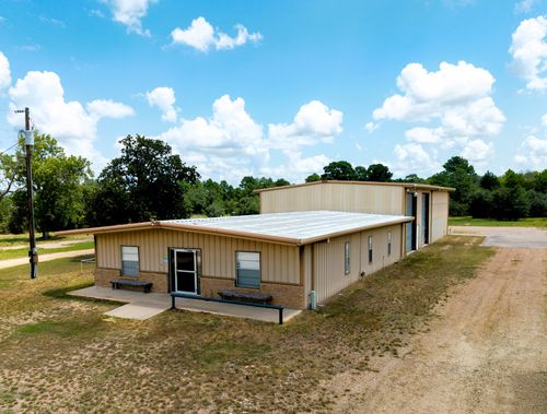 5600 N Us Hwy 77, La Grange, TX, 78945 | Card Image