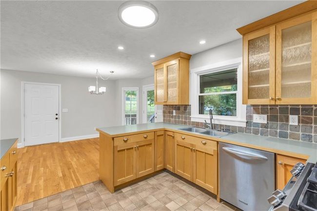 141 Muddy River Rd, House other with 4 bedrooms, 3 bathrooms and null parking in lawrenceville GA | Image 7