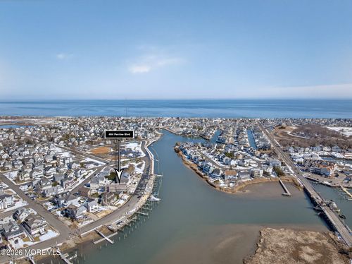 404 Perrine Blvd, Manasquan, NJ, 08736-3834 | Card Image