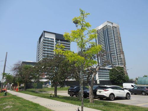 1519-20 O'Neill Rd, North York, ON, M3C0R2 | Card Image