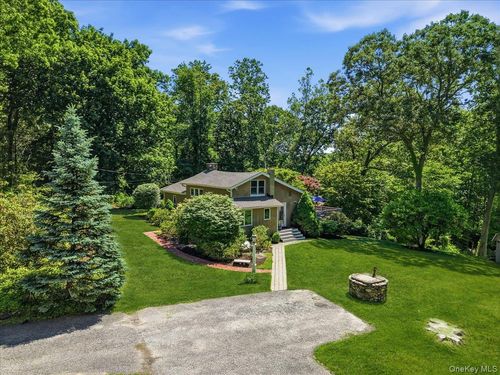 235 Boone Rd, Yorktown Heights, NY, 10598-5937 | Card Image