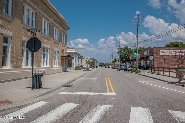 davis avenue | Image 11
