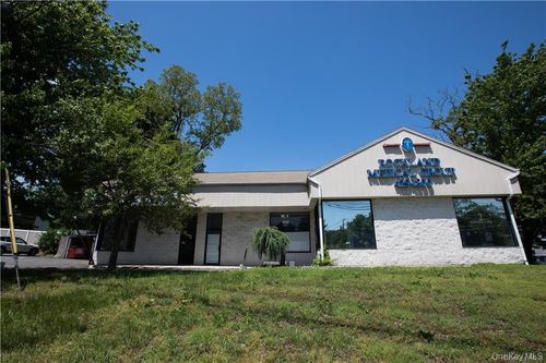 2 Suffern Ln, Garnerville, NY, 10923-1311 | Card Image