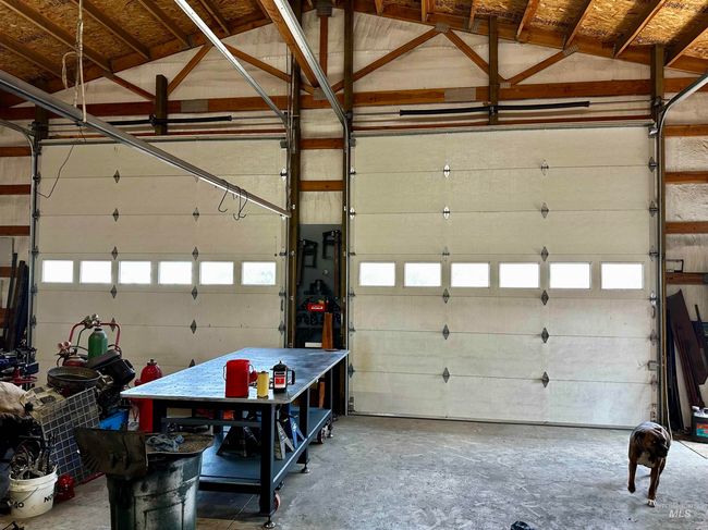 Two 12x12 shop doors with man door access too. | Image 50