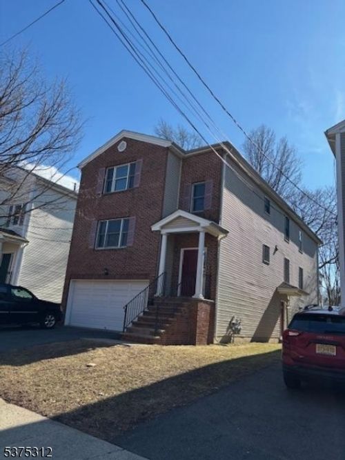 70 Willow St, Bloomfield, NJ, 07003-3216 | Card Image