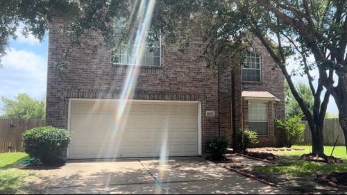 11627 Swiftwater Bridge Ln, Sugar Land, TX, 77498-7052 | Card Image