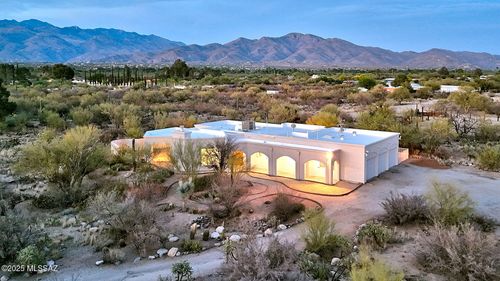 972 N Rancho Del Jefe Loop, Tucson, AZ, 85748-2075 | Card Image