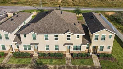 161 Holly Village Drive, Townhouse with 3 bedrooms, 2 bathrooms and null parking in Davenport FL | Image 1