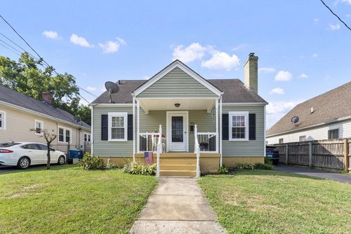 922 Rosemont Ave, Danville, KY, 40422-1104 | Card Image