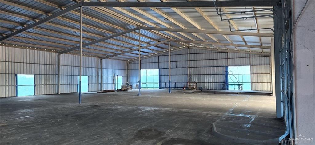 Commercial Lease in Donna 3