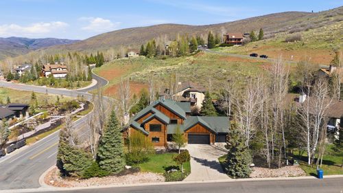 8766 Daybreaker Dr, Park City, UT, 84098-5817 | Card Image