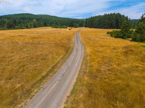 23025 W Sheffler Rd, Elmira, OR, 97437-9717 | Card Image