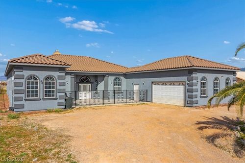 460 E Hickory St, Pahrump, NV, 89048-7181 | Card Image