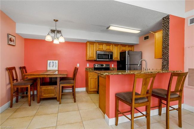 APT-2806 - 12730 Equestrian Cir, Condo with 3 bedrooms, 2 bathrooms and 1 parking in FORT MYERS FL | Image 18