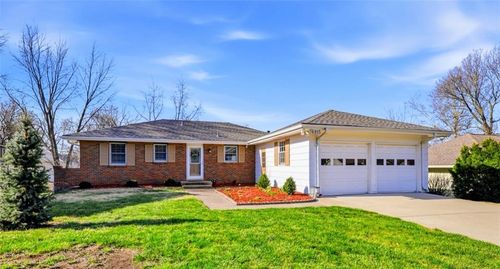 6915 Nw 79th Ter, Kansas City, MO, 64152-2178 | Card Image