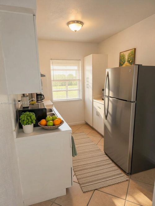 1-146 Ne 1st Ave, Dania Beach, FL, 33004-2813 | Card Image