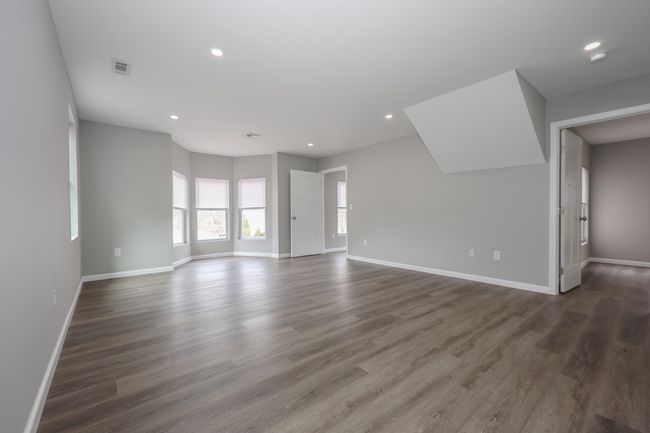 319 Mechanic St, House other with 6 bedrooms, 3 bathrooms and null parking in Laconia NH | Image 27