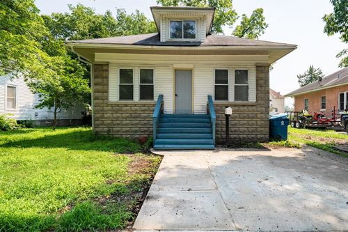 804 N Walnut St, Pontiac, IL, 61764-1359 | Card Image