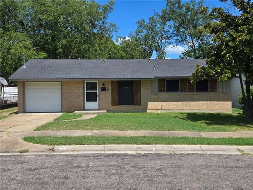 601 Hillside Dr, Sherman, TX, 75090-6629 | Card Image