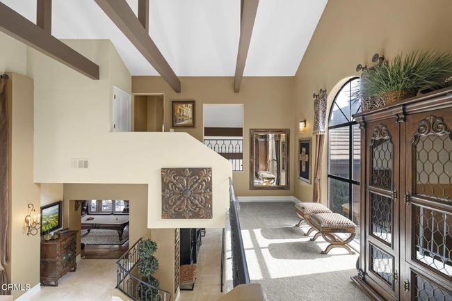 45-web-or-mls-UpmarketMedia-317ElTua-120 | Image 31