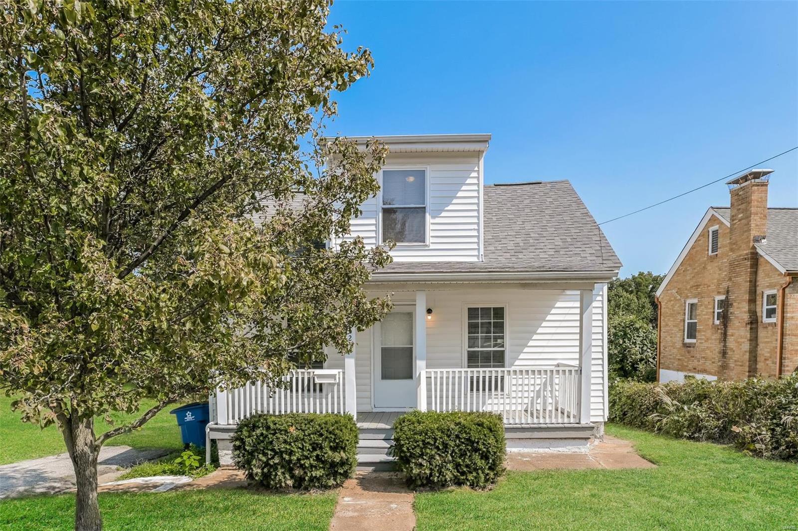 Burns Ave, Saint Louis, MO 63114