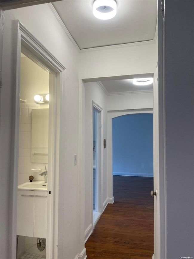 APT-2H - 98-120 Queens Blvd, Home with 1 bedrooms, 1 bathrooms and null parking in Rego Park NY | Image 7
