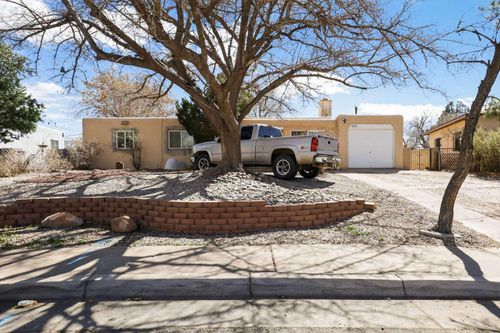 8310 Robin Avenue Ne, Albuquerque, NM, 87110 | Card Image