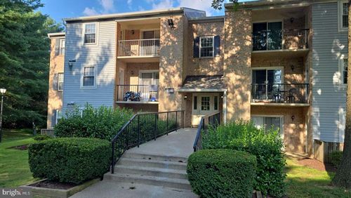 apt-304-18300 Streamside Dr, GAITHERSBURG, MD, 20879-5212 | Card Image