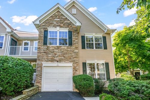 9-9 Battalion Dr, Basking Ridge, NJ, 07920-3846 | Card Image
