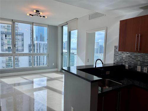 apt-3011-300 S Biscayne Blvd, Miami, FL, 33131-5355 | Card Image