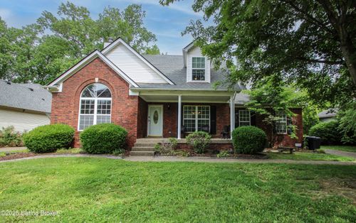512 Valley College Dr, Louisville, KY, 40272-2773 | Card Image