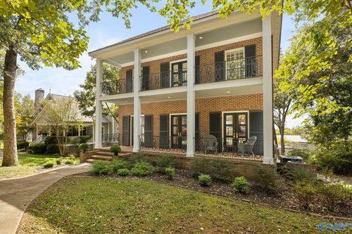 904 Corinth Cir Se, Huntsville, AL, 35801-2027 | Card Image