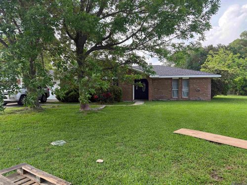 815 Magazine St, Lake Charles, LA, 70607-6323 | Card Image
