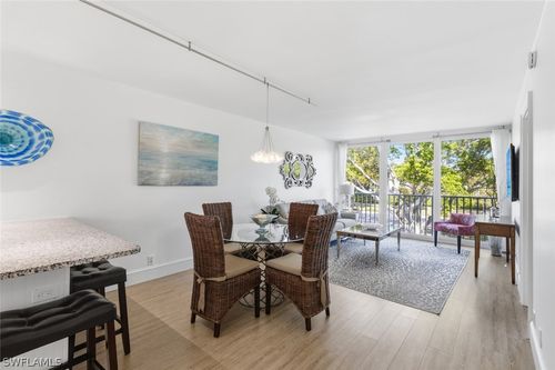 h416-416 Broad Ave S, Naples, FL, 34102-7180 | Card Image